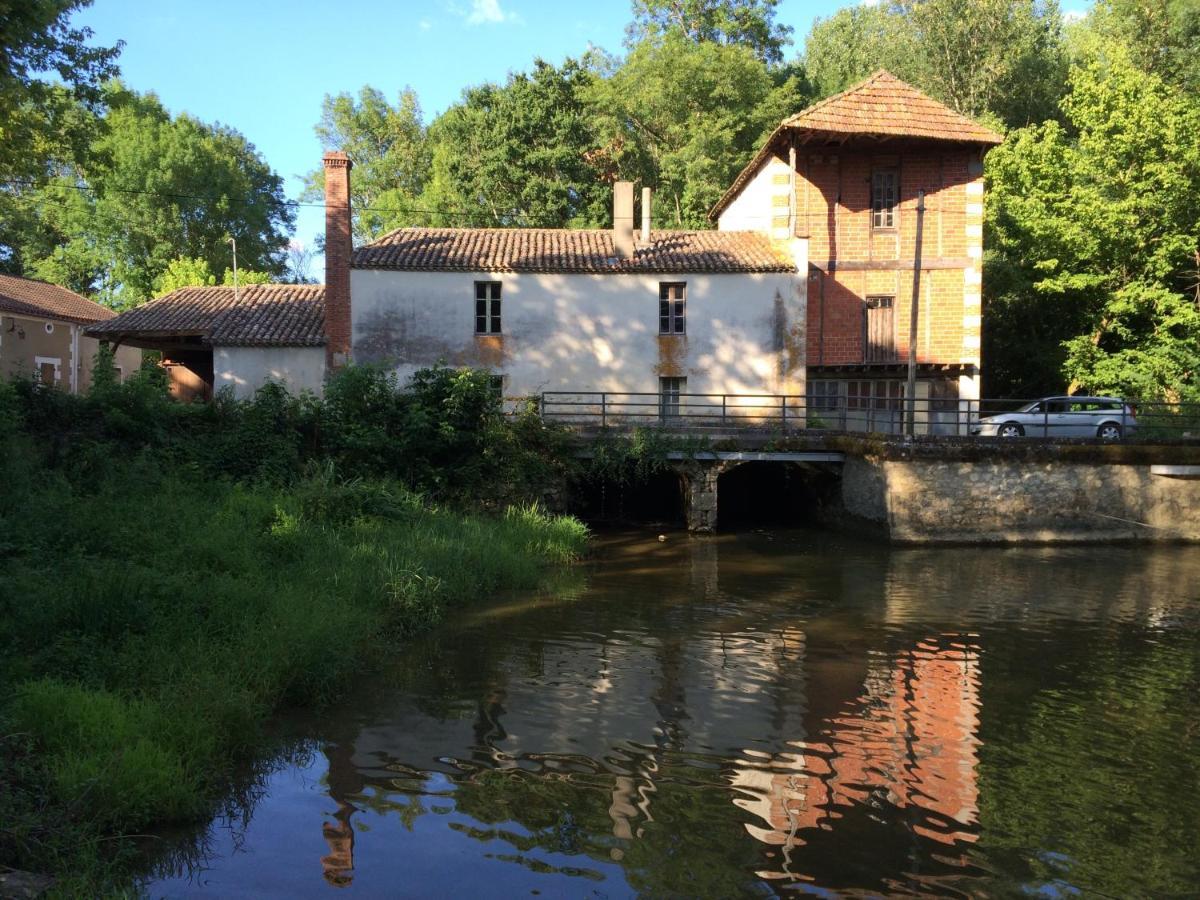 Le Moulin Scalagrand Bed and Breakfast Mazieres  Buitenkant foto